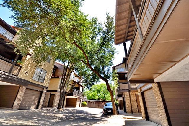 Foto del edificio - 5630 Spring Valley Rd