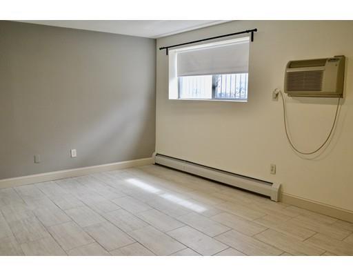 Foto del edificio - 133 Heath St