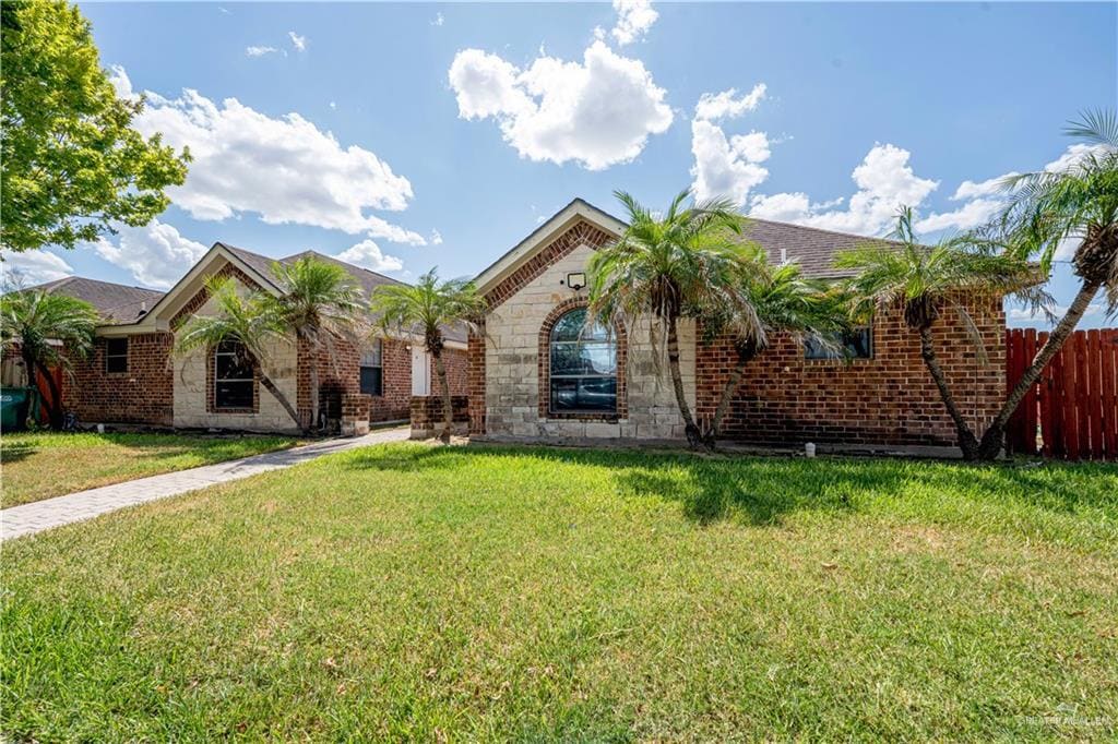 Foto principal - 3800 Sheraton Ave