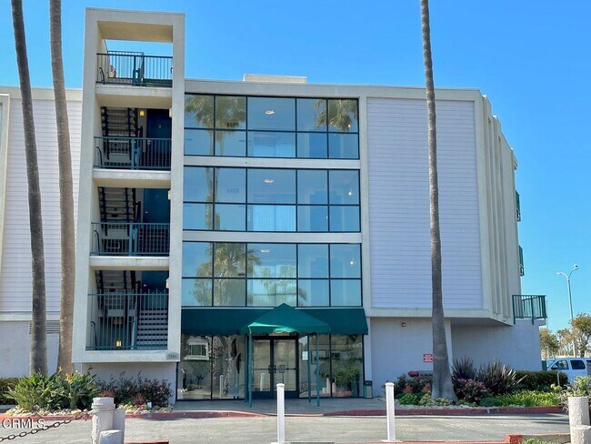 Building Photo - 2901 Peninsula Rd
