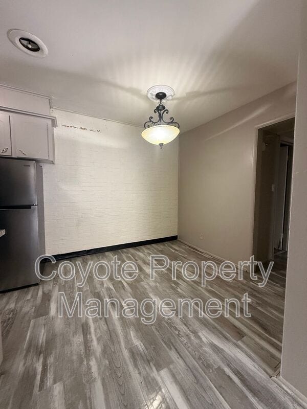Foto del edificio - 1737 S Peoria Ave