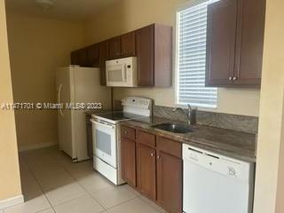 Building Photo - 9572 SW 169th Pl