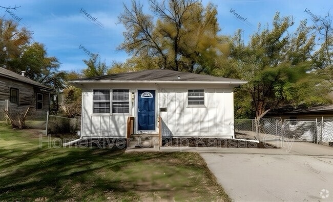 Building Photo - 3410 Webster Ave