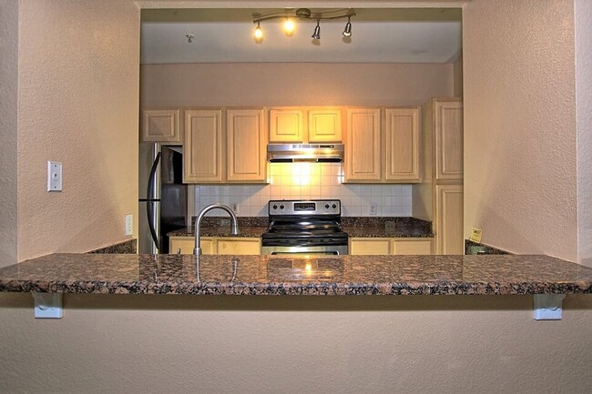 Foto del edificio - 2/2 2nd floor in Sabal Pointe Longwood Gat...