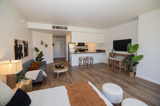 Building Photo - Horton 4th Avenue