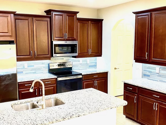 Building Photo - 14537 Tuscany Pointe Trl