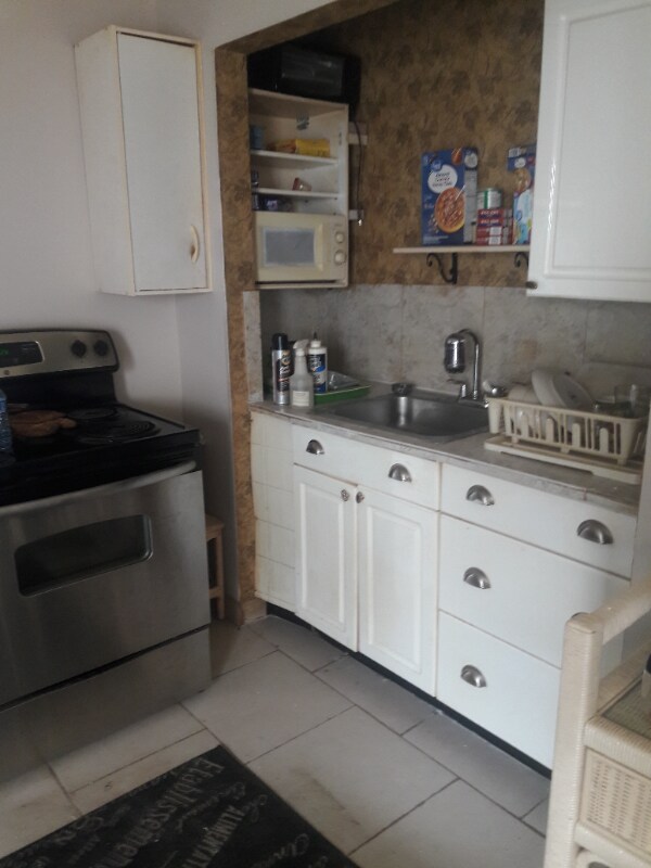 Foto del edificio - 3325 SW 2nd Ct