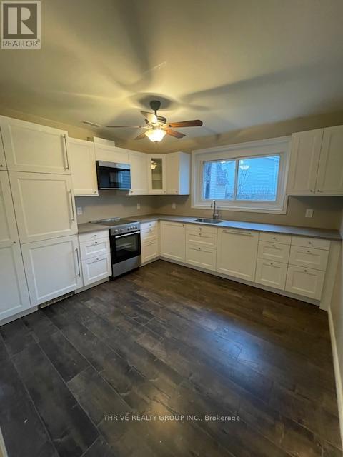 Building Photo - 329 Thompson Rd