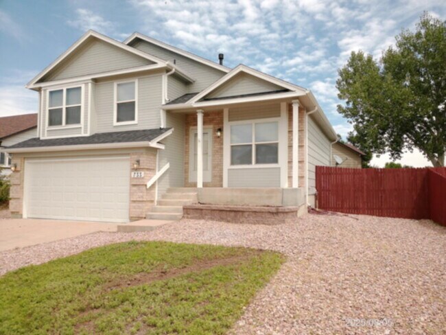 Foto del edificio - Single Family Home