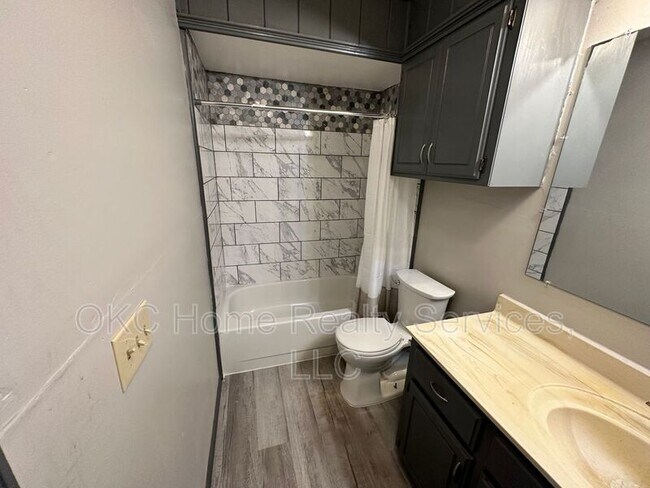 Foto del edificio - 816 SE 15th St
