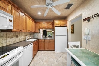 Building Photo - 21669 Tall Palm Cir