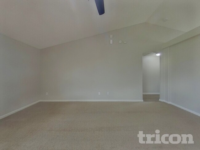 Foto del edificio - 6896 Kettle Creek Dr