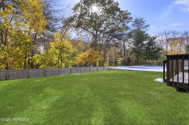 Foto del edificio - 75 Hickory Hill Rd