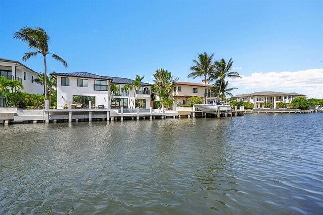 Building Photo - 681 Marine Dr