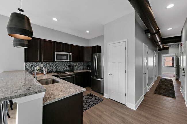 Foto del edificio - 560 Madison Ave