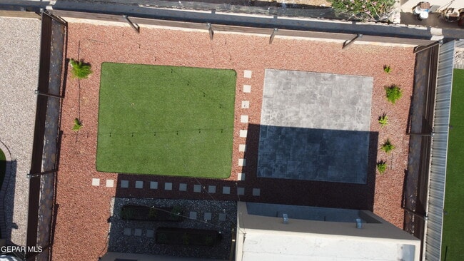 Building Photo - 509 Cedarwood Ave