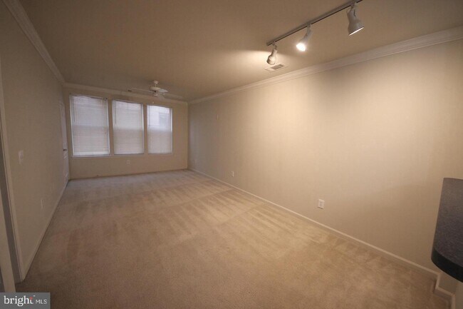 Foto del edificio - 12000 Market St