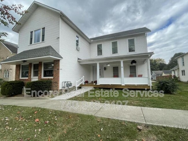 Foto del edificio - 399 E Main St