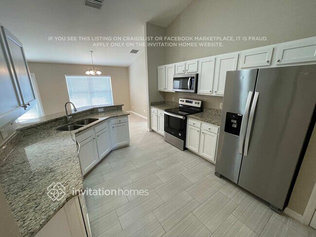 Building Photo - 25433 Deep Creek Blvd