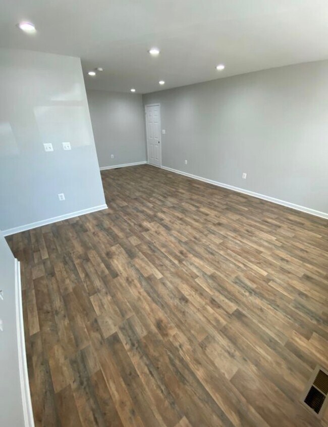 Foto del edificio - 7041 Soulier Ln
