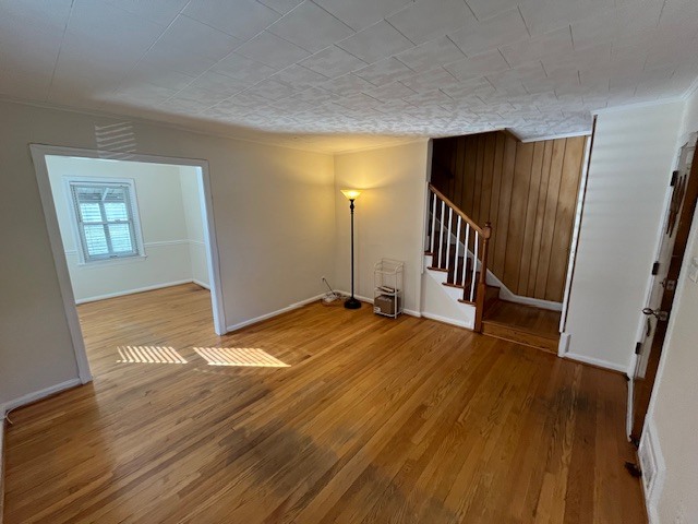 Building Photo - 639 Emerson St NE