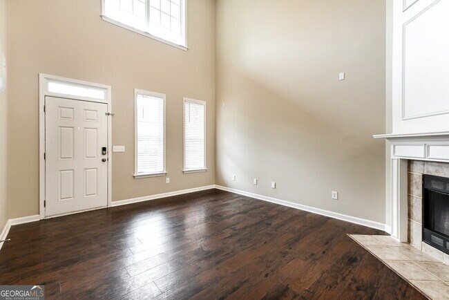 Building Photo - 361 Grayson Way