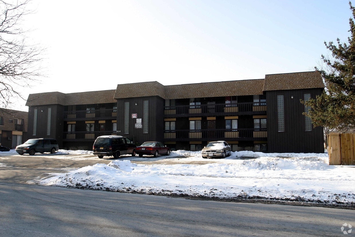 308 Kathleen Dr, Elgin, IL 60123 Apartments in Elgin, IL