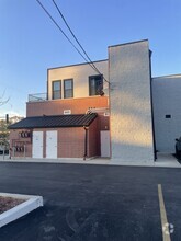 Building Photo - 10301 S Kedzie Ave