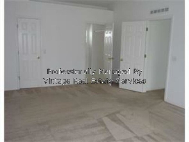Building Photo - 9117 Northcliffe Blvd