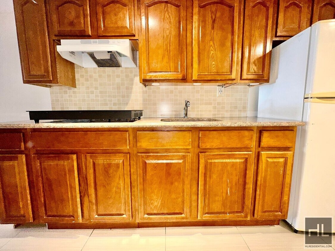 Building Photo - 63 DRIVE
