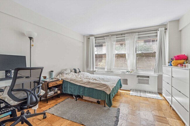 Foto del edificio - 141 E 55th St