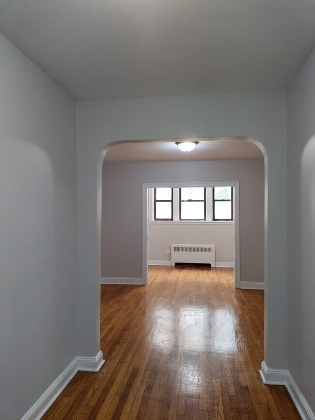 201-918-9573 - 1 Britton St