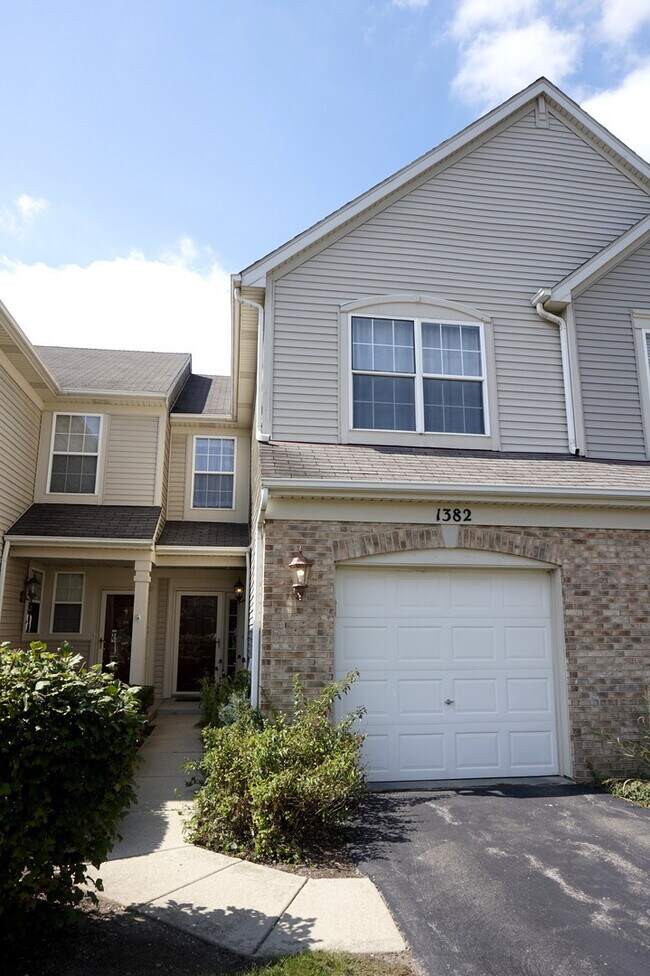 Building Photo - 1382 Redbridge Ct