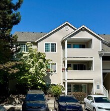 Building Photo - 11915 Roseberg Ave S