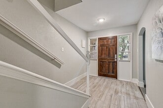 Building Photo - 13194 Trail Hollow Dr