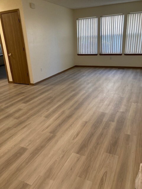 Foto del edificio - 825 N 89 St