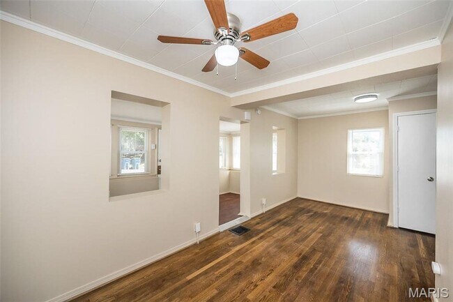 Foto del edificio - 8600 Betty Lee Ave