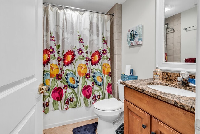 Building Photo - 1352 Villa Marbella Ct