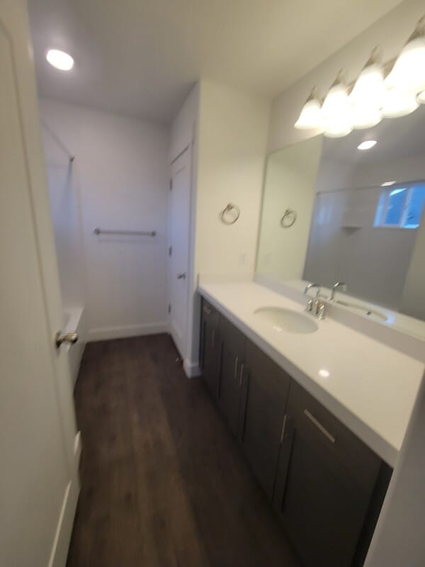 Building Photo - 7244 N Silver Spring Way