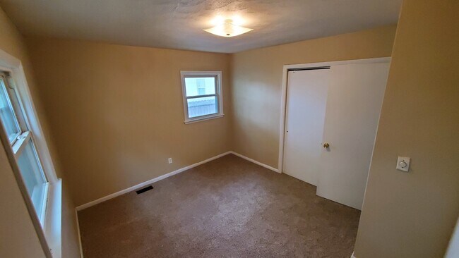 Building Photo - 1340 5th Avenue