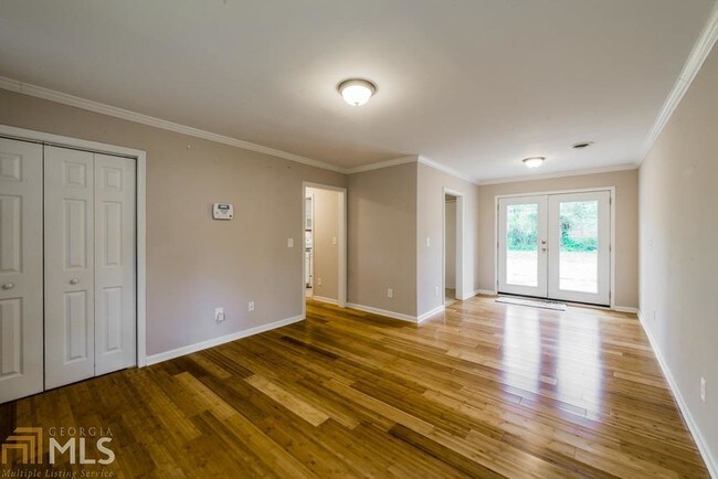 Building Photo - 3 bedroom in Decatur GA 30033