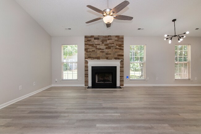 Building Photo - 7205 Preakness Stakes Ln