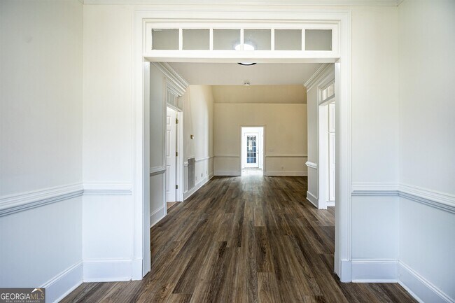 Foto del edificio - 507 Cherry Ave