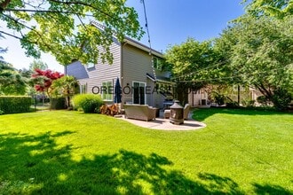 Building Photo - 3765 Meadow View Dr