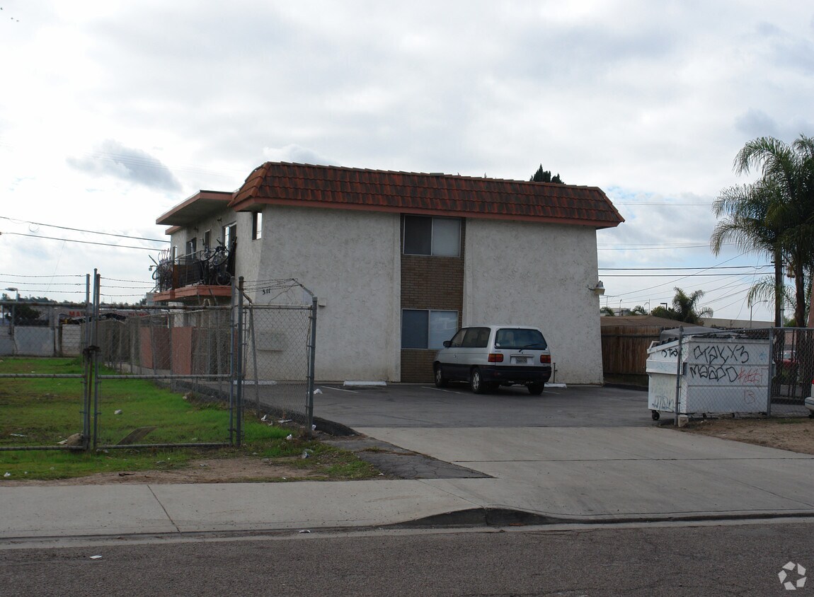 Primary Photo - 311 Zenith St