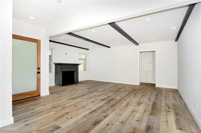 Foto del edificio - 2 br, 1 bath House - 21712 Dumetz Rd