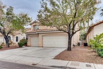 Building Photo - 1124 Coral Rainbow Ave