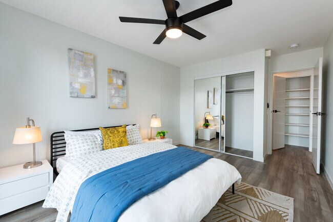 Foto del edificio - The Gateway