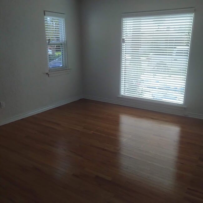 Living Room - 1748 Wellesley Ave