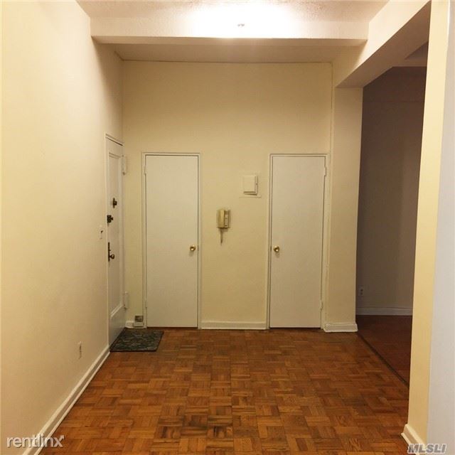 Building Photo - 10255 67th Dr